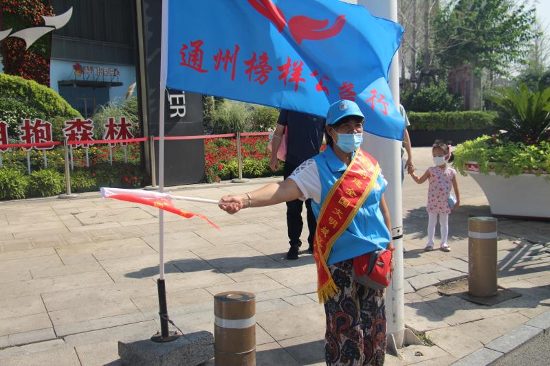 <strong>野外17c尤物</strong>